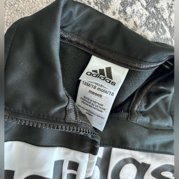 18 M baby matching adidas set - Picture 3 of 4